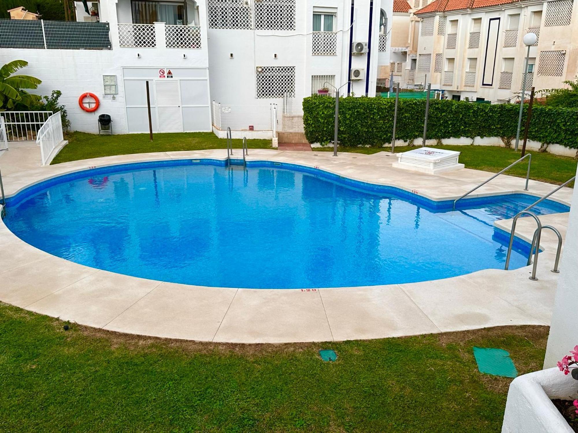 Апартаменты 2 Bed Penthouse With Sea View Торремолинос Экстерьер фото